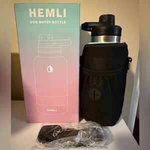 32 oz. Water Bottle with Dog Water and Food Bowls with Crossbody Bag